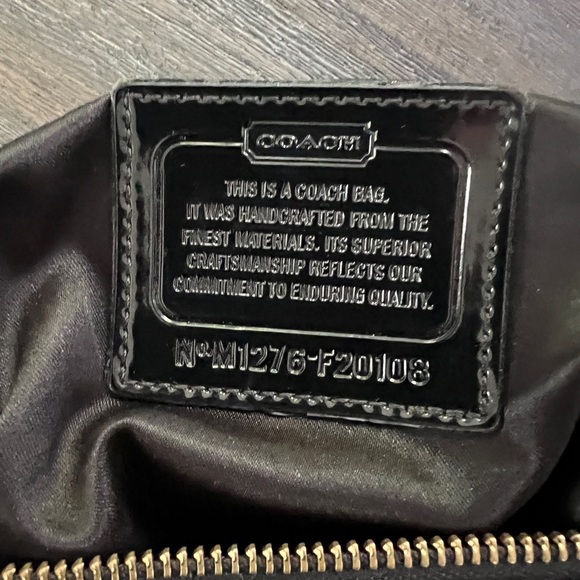 COACH shoulder bag. Great condition - Picture 4 of 6